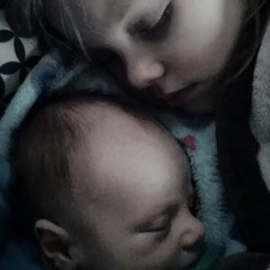 Meet your Posher, Dara